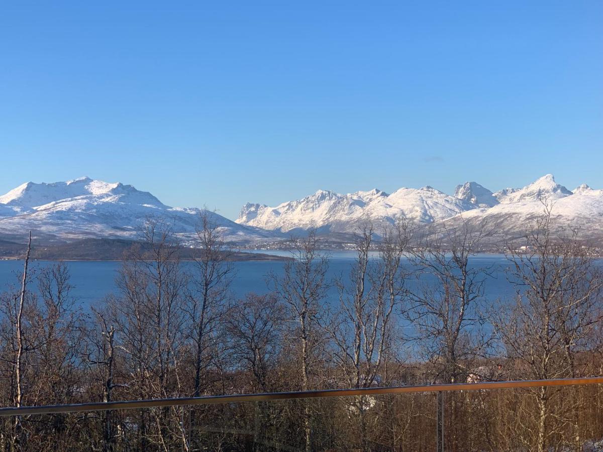 Apartamento Enter Tromso - The Mountain View Exterior foto